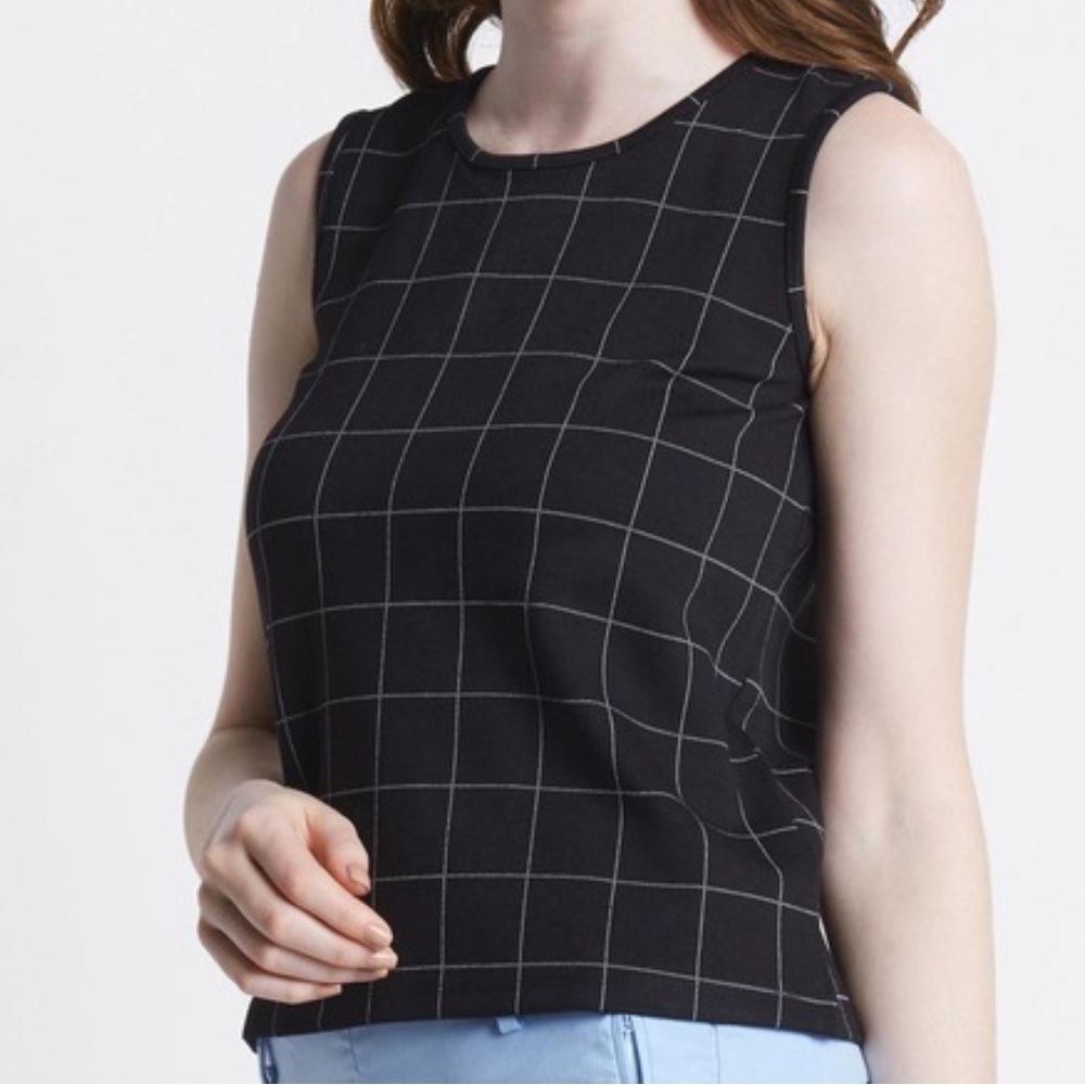 🌻NWT • Amanda + Chelsea • Sleeveless Top •
